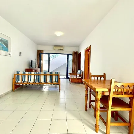 Atico Con Wifi, Vista A Oceano En Primea Linea De Playa Daire *