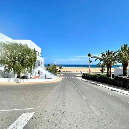 Atico Con Wifi, Vista A Oceano En Primea Linea De Playa Appartement Puerto del Carmen (Lanzarote)